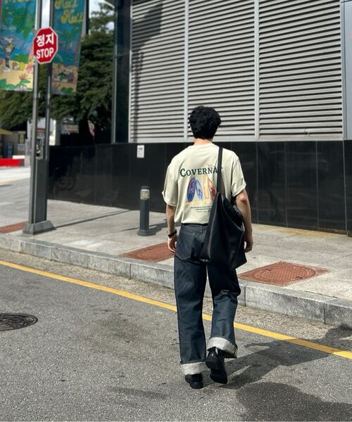 COVERNAT(カバーナット)の「スピマクワッドボードグラフィックTシャツLight Khaki(Tシャツ/カットソー・レディース・その他・SMALL/MEDIUM/LARGE/X-LARGE/XX-LARGE/X-SMALL)」の3枚目の写真