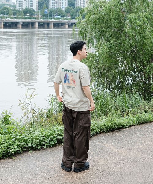 COVERNAT(カバーナット)の「スピマクワッドボードグラフィックTシャツLight Khaki(Tシャツ/カットソー・レディース・その他・SMALL/MEDIUM/LARGE/X-LARGE/XX-LARGE/X-SMALL)」の6枚目の写真