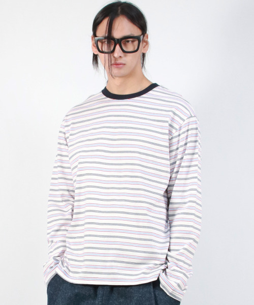 DEMARC(ドゥマーク)の「M MULTI STRIPE LONG SLEEVE TEE - White(Tシャツ/カットソー・メンズ・その他・MEDIUM/LARGE)」の4枚目の写真