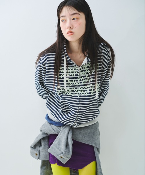 ブランコに乗ったcommon gull product.zip hoodie 26spring.（パーカー