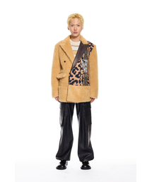 GREEDILOUS（グリディアス）の「Leopard slogan Printing Fur Jacket（その他アウター）」