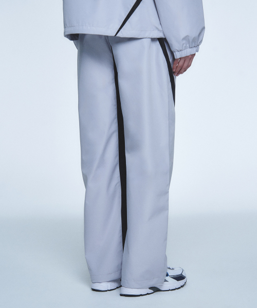 HYUNFIT（ヒョンフィット）の「ICONIC TRACK PANTS（スウェットパンツ・メンズ・その他・MEDIUM/LARGE/X-LARGE）」の2枚目の写真