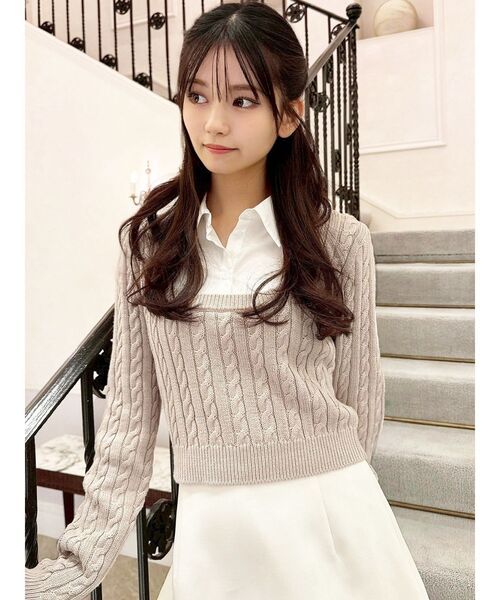 RESEXXY（リゼクシー）の「シャツドッキングケーブルニットトップス（ニット/セーター・レディース・グレー/ベージュ/ネイビー・FREE）」の11枚目の写真