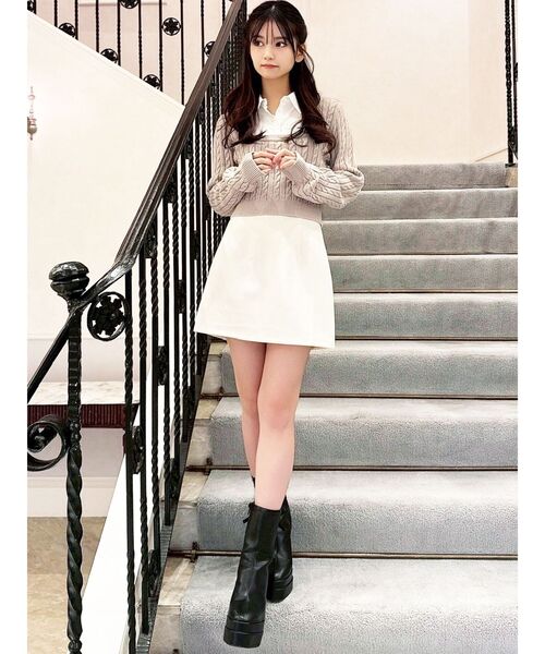 RESEXXY（リゼクシー）の「シャツドッキングケーブルニットトップス（ニット/セーター・レディース・グレー/ベージュ/ネイビー・FREE）」の13枚目の写真