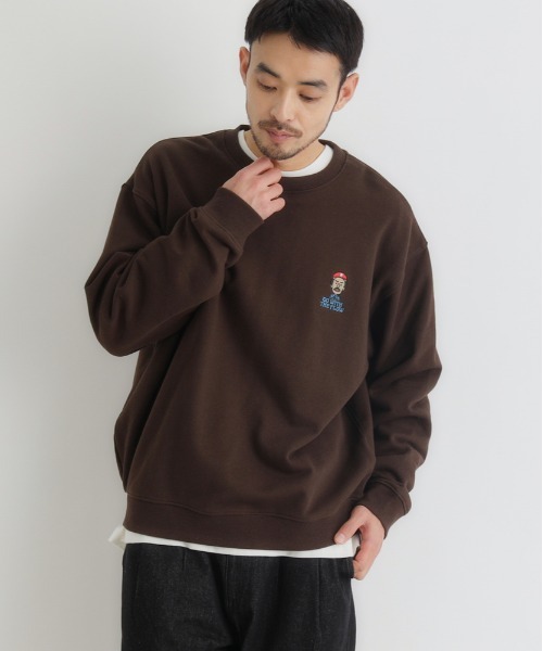 Right-on（ライトオン）の「【Refurbish】ワンポイントロゴクルーネックプルオーバー (リラックス感 / スタイリッシュデザイン / オールシーズン対応)（スウェット・メンズ・ネイビー/ブラック/ブラウン・S/L/XL/M）」の2枚目の写真