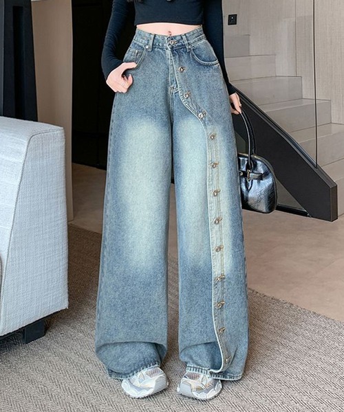 GLAMOROUS JANE(グラマラスジェーン)の「ボタンデザインデニムワイドパンツ(デニムパンツ・レディース・ブルー・L/M/S)」の5枚目の写真