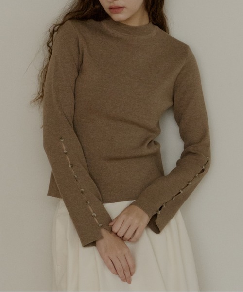 OLUN（オルン）の「design rib knit tops/デザインリブニットトップス（ニット/セーター・レディース・アイボリー/グリーン/ブラウン/ベージュ・FREE）」の3枚目の写真
