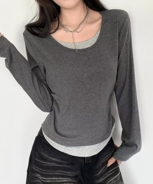 LADY LIKE(レディライク)の「サイドギャザー入りレイヤード風長袖Tシャツ(Tシャツ/カットソー・レディース・ブラウン/グレー/ブラック・M)」の10枚目の写真