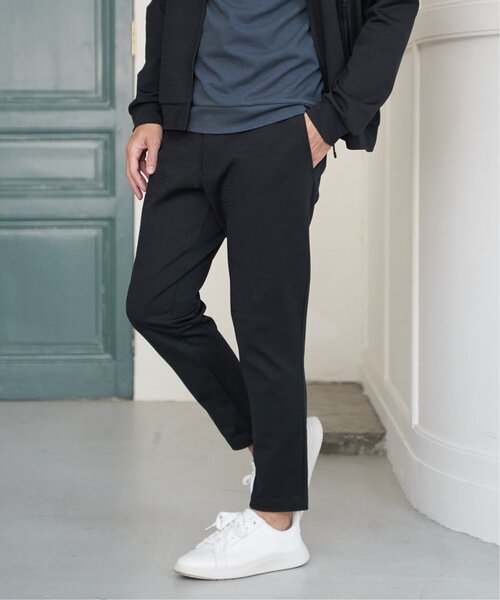 ikka(イッカ)の「【吸水速乾】ドライポンチテーパードパンツ(その他パンツ・メンズ・ブラック/グレー系その他・S/M/L/XL)」の4枚目の写真