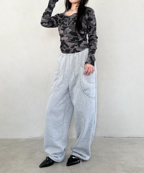 Bamm(バム)の「カモフラアウトポケットハーフジップトップス(Tシャツ/カットソー・レディース・グレー/カーキ・FREE)」の4枚目の写真