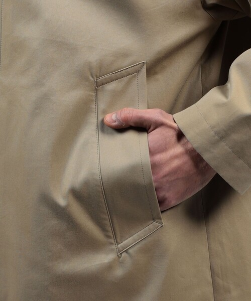 TOMORROWLAND （トゥモローランド）の「【別注】INVERTERE コットンシルクギャバジン ステンカラーコート（ステンカラーコート・メンズ・ネイビー/ベージュ/カーキ・40/38/36）」の15枚目の写真