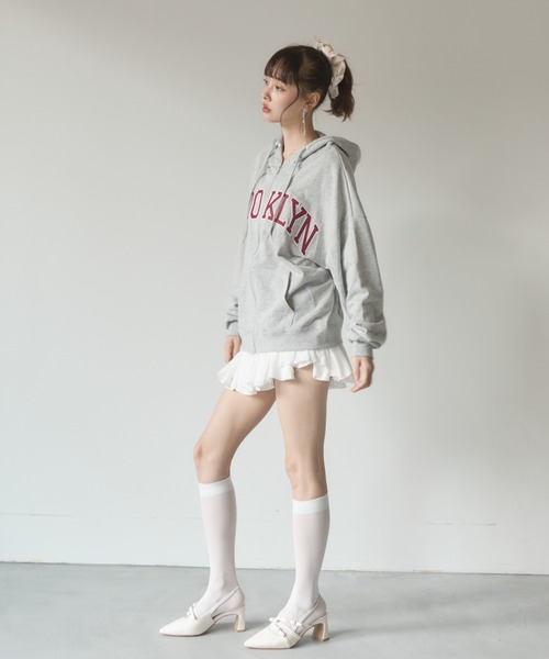 Nadana(ナダナ)の「ロゴZIPパーカー(パーカー・レディース・グレー/アイボリー・FREE)」の11枚目の写真