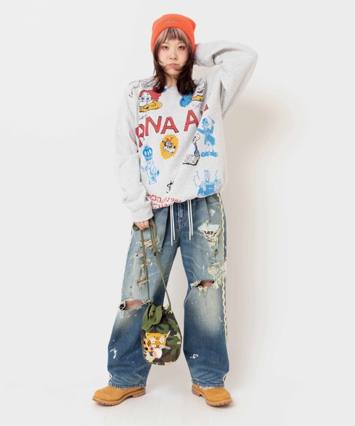 RNA（アールエヌエー）の「M2639 ジャンクキャラWASH OUTトレーナー（Tシャツ/カットソー・レディース・ブラック/アッシュグレー/レッド・MEDIUM）」の20枚目の写真