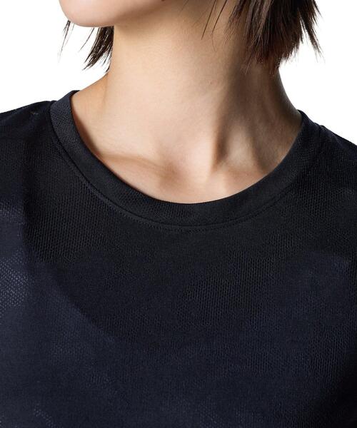 UNDER ARMOUR（アンダーアーマー）の「UAローンチ ジャカード ショートスリーブ Tシャツ（ランニング/レディース）（Tシャツ/カットソー・レディース・ブラック系その他2・L/M/S/XL）」の4枚目の写真