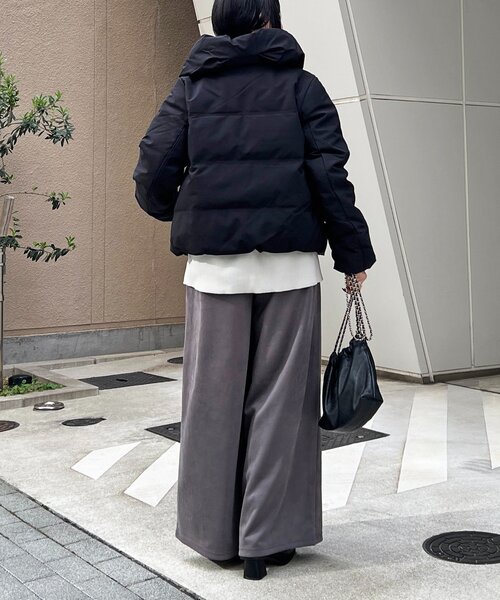 un dix cors（アンディコール）の「シームレスコンパクトダウン（ダウンジャケット/コート・レディース・ブラック/ネイビー・FREE）」の9枚目の写真