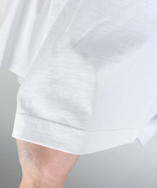 RCD(アールシーディー)の「ドロップショルダーギャザースリーブカットソー(Tシャツ/カットソー・レディース・ブラック/カーキ/ホワイト/チャコールグレー・4L~5L/LL~3L/M-L)」の14枚目の写真