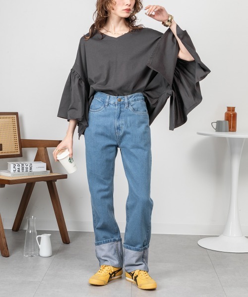 RCD(アールシーディー)の「ドロップショルダーギャザースリーブカットソー(Tシャツ/カットソー・レディース・ブラック/カーキ/ホワイト/チャコールグレー・4L~5L/LL~3L/M-L)」の17枚目の写真