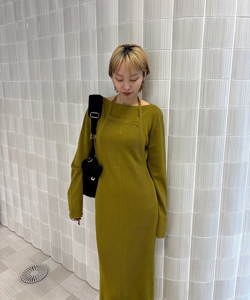 Ameri(アメリ)の「HALTER NECK LAYERED KNIT DRESS(ワンピース・レディース・オリーブ/スミクロ/オレンジ・SMALL/MEDIUM)」の13枚目の写真
