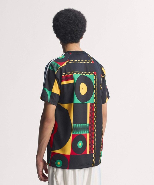 adidas(アディダス)の「Tシャツ Jamaica Originals/ アディダス adidas(Tシャツ/カットソー・メンズ・マルチ・XX-LARGE/MEDIUM/X-LARGE/XXX-LARGE/LARGE/SMALL)」の3枚目の写真