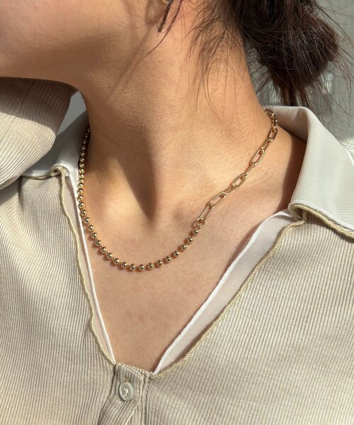 CAPRICIEUX LE'MAGE(カプリシューレマージュ)の「〈GOLDY/ゴールディ〉ボールチェーンMIXネックレス(ネックレス・レディース・シルバー/ゴールド・FREE)」の5枚目の写真