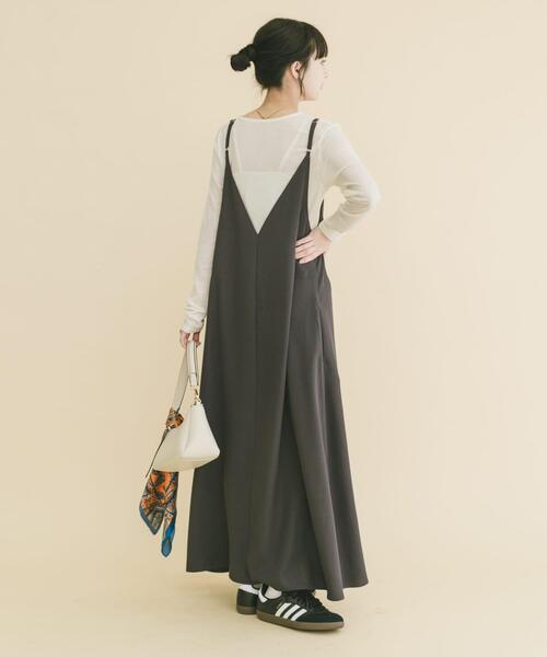 ITEMS URBANRESEARCH（アイテムズ アーバンリサーチ）の「シアーインナーセットワンピース（ワンピース・レディース・キャメル/チャコールグレー・FREE）」の21枚目の写真