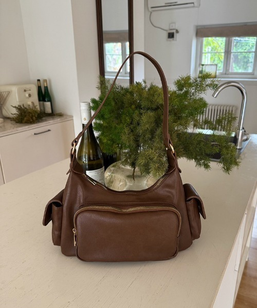 mebole(メボレ)の「Utility Multi Pocket Shoulder Bag(ショルダーバッグ・レディース・ブラウン/ブラック・FREE)」の21枚目の写真