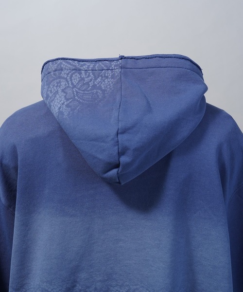 MAISON SPECIAL(メゾンスペシャル)の「《UNISEX》Lace Spray Dye Prime-Over Zip Hoodie/レーススプレーダイプライムオーバージップパーカー【MAISON SPECIAL/メゾンスペシャル】(パーカー・メンズ・ブルー/ピンク/ブラック・0/1/2)」の11枚目の写真