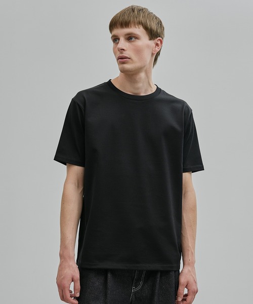 UNITED TOKYO(ユナイテッドトウキョウ)の「【幻のコットン】SEA ISLAND COTTON レギュラーTシャツ |世界最高峰コットン/ヨレ防止/ウォッシャブル/夏服/インナー/長持ち/防シワ性(Tシャツ/カットソー・メンズ・ブラック/ネイビー/ホワイト/ダークグレー/ライトグレー・1/4/3/2)」の18枚目の写真