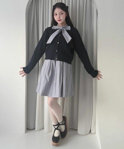 F i.n.t（フィント）の「ボリュームスリーブボウタイストライプワンピース/fint フィント（ワンピース・レディース・ライトベージュ/ブルーグレー・FREE）」の11枚目の写真