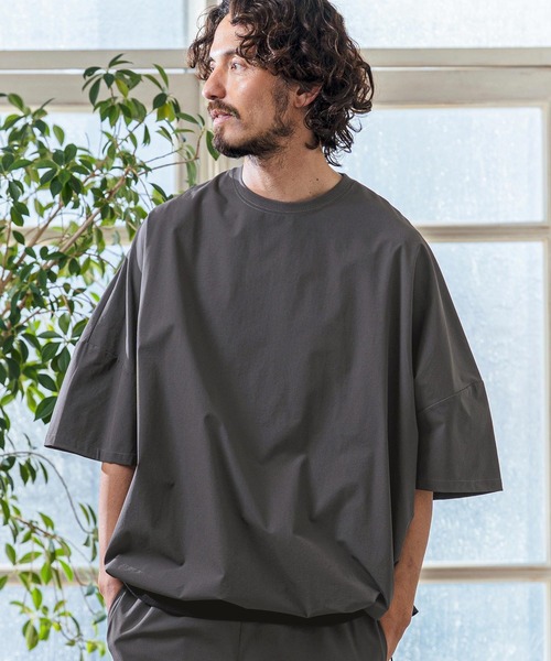 Magine（マージン）の「mt10254- Nylon Stretch Ripstop Drawstring Hem Relax Fit T-Shirt Tシャツ(MGN-261-031)（Tシャツ/カットソー・メンズ・チャコール/オリーブ/ブラック・48/46/44）」の15枚目の写真