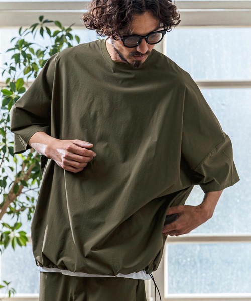 Magine（マージン）の「mt10254- Nylon Stretch Ripstop Drawstring Hem Relax Fit T-Shirt Tシャツ(MGN-261-031)（Tシャツ/カットソー・メンズ・チャコール/オリーブ/ブラック・48/46/44）」の20枚目の写真