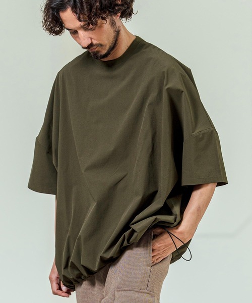 Magine（マージン）の「mt10254- Nylon Stretch Ripstop Drawstring Hem Relax Fit T-Shirt Tシャツ(MGN-261-031)（Tシャツ/カットソー・メンズ・チャコール/オリーブ/ブラック・48/46/44）」の22枚目の写真