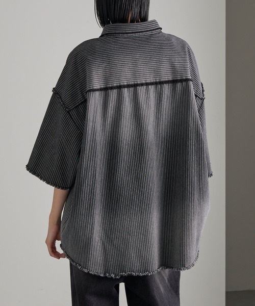 cussil(クシル)の「【cussil/クシル】グラデーションストライプフリンジ半袖シャツ(シャツ/ブラウス・メンズ・ブラック・M/S/L)」の11枚目の写真