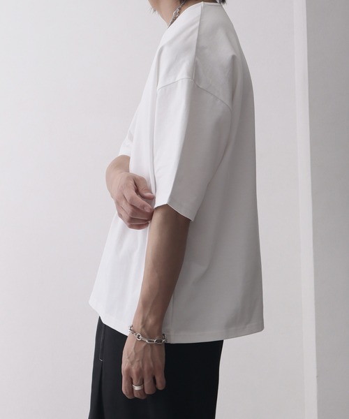 welise(ウェライズ)の「【welise/ウェライズ】シルケットライクスムースコットン ボクシーショート UネックTシャツ/接触冷感 UVカット(Tシャツ/カットソー・メンズ・ブルー/ブラック系その他/ブラック/ホワイト・L/M/S)」の10枚目の写真