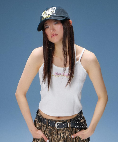 X-girl(エックスガール)の「BUTTERFLY SCRIPT LOGO 6PANEL CAP(キャップ・レディース・ホワイト/ブラック・ONE SIZE)」の3枚目の写真