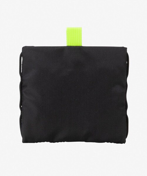 THE NORTH FACE(ザノースフェイス)の「THE NORTH FACE/ザ・ノース・フェイス Bilby Flat Pouch S/NN22607(ポーチ・メンズ・ブラック/ベージュ・ONE SIZE)」の4枚目の写真