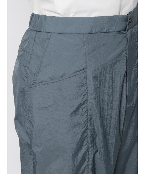 SUIT SQUARE（スーツスクエア）の「FLAT イージーパンツ ウォッシャブル UVカット 軽量 ナイロンワッシャー 無地 裾上げ済み（スラックス・メンズ・ブラック/ブルー・M/L）」の7枚目の写真