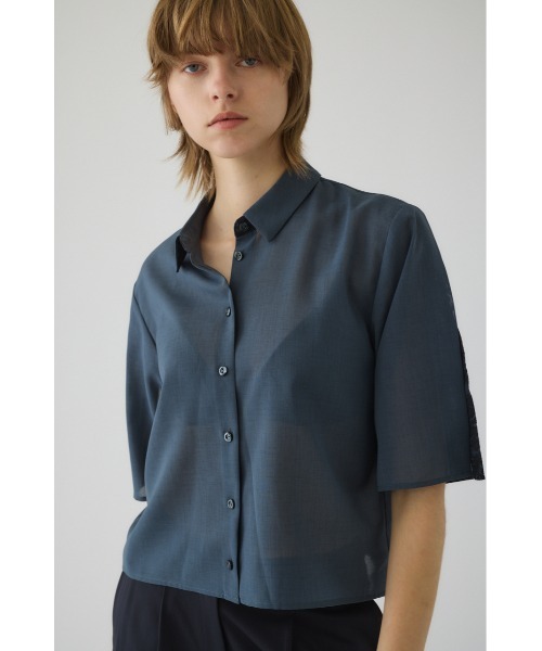 RIM.ARK（リムアーク）の「Hidden detail box shirt ヒドゥン ディテール ボックス シャツ（シャツ/ブラウス・レディース・ブラック/グレー/ベージュ・38/36）」の4枚目の写真
