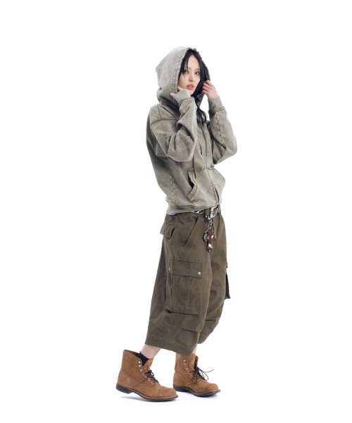 AAKAM(アーカム)の「Knee Pin-Tuck Bermuda Cargo Pants (Brown)(その他パンツ・レディース・その他・1/2)」の9枚目の写真