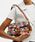 COACH�i�R�[�`�j�́u�^�r�[ �V�����_�[ �o�b�O 26�E�t���[���� �A�b�v���P�i�V�����_�[�o�b�O�j�v�b�u���E���n���̑�