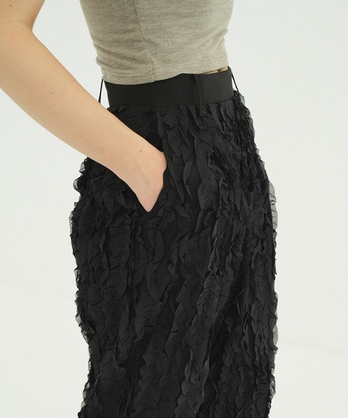 CLANE（クラネ）の「TOPSTITCHED FRILL STRAIGHT PANTS（その他パンツ・レディース・ブラック/アイボリー・2/1/0）」の9枚目の写真