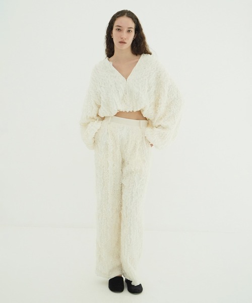 CLANE（クラネ）の「TOPSTITCHED FRILL STRAIGHT PANTS（その他パンツ・レディース・ブラック/アイボリー・2/1/0）」の14枚目の写真