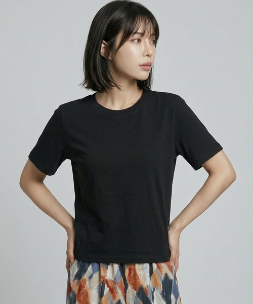 LEPSIM(レプシィム)の「スムースベーシックT2 639421(Tシャツ/カットソー・レディース・ブラック/オフホワイト/ベージュ・FREE)」の16枚目の写真