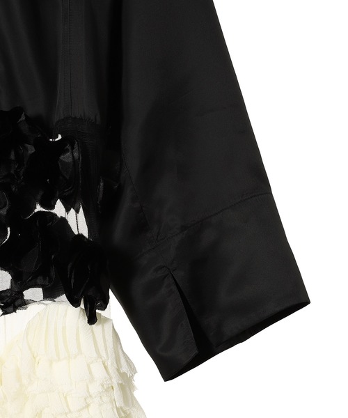 TOGA(トーガ)の「Frill embroidery dress TA252-FH036(ワンピース・レディース・ブラック・36)」の4枚目の写真