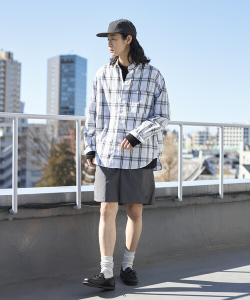 Firsthand(ファーストハンド)の「Firsthand/ファーストハンド ナイロン ミディアムレングス バギーショーツ(その他パンツ・メンズ・オリーブ/サックスブルー/ブルー/ブラック/チャコールグレー・MEDIUM/LARGE)」の11枚目の写真