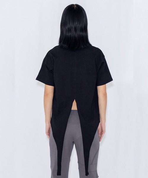 VIAVANDA(ヴィアヴァンダ)の「DEFORMATION TEE(Tシャツ/カットソー・レディース・ホワイト/ブラック・FREE)」の16枚目の写真
