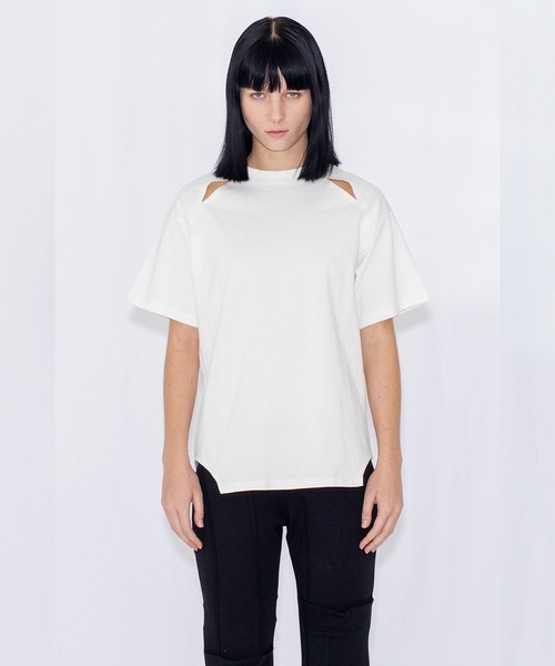 VIAVANDA(ヴィアヴァンダ)の「DEFORMATION TEE(Tシャツ/カットソー・レディース・ホワイト/ブラック・FREE)」の5枚目の写真