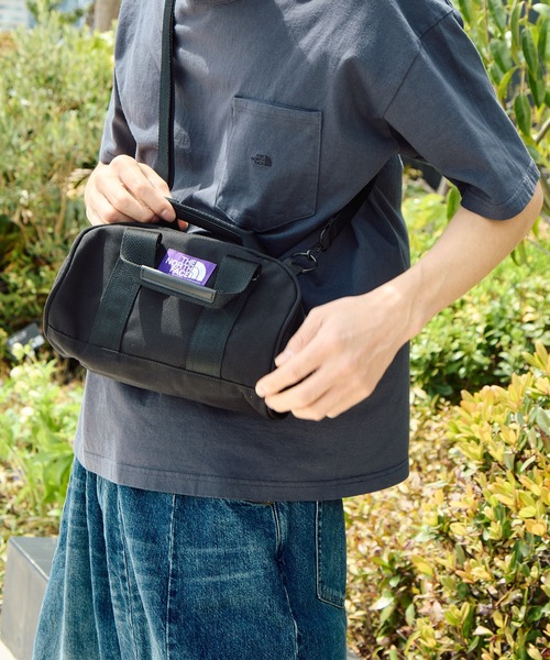 THE NORTH FACE PURPLE LABEL(ザ ノースフェイス パープルレーベル)の「【THE NORTH FACE Purple Label/ザ・ノースフェイスパープルレーベル】Field Demi Duffle Bag(ショルダーバッグ・メンズ・ブラック/ライトグレー/グレー・FREE)」の18枚目の写真