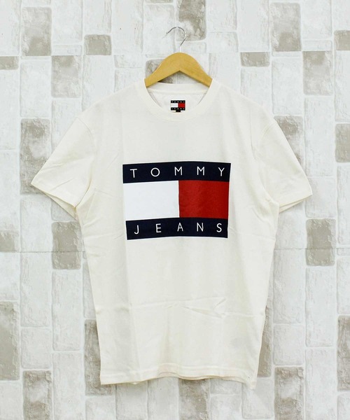 TOMMY HILFIGER(トミーヒルフィガー)の「TMJ レギュラーフィット ビッグフラッグ SS Tシャツ(Tシャツ/カットソー・メンズ・ブラック/ホワイト/ネイビー・XL/L/M)」の4枚目の写真