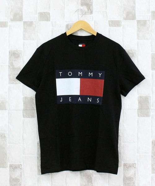 TOMMY HILFIGER(トミーヒルフィガー)の「TMJ レギュラーフィット ビッグフラッグ SS Tシャツ(Tシャツ/カットソー・メンズ・ブラック/ホワイト/ネイビー・XL/L/M)」の7枚目の写真
